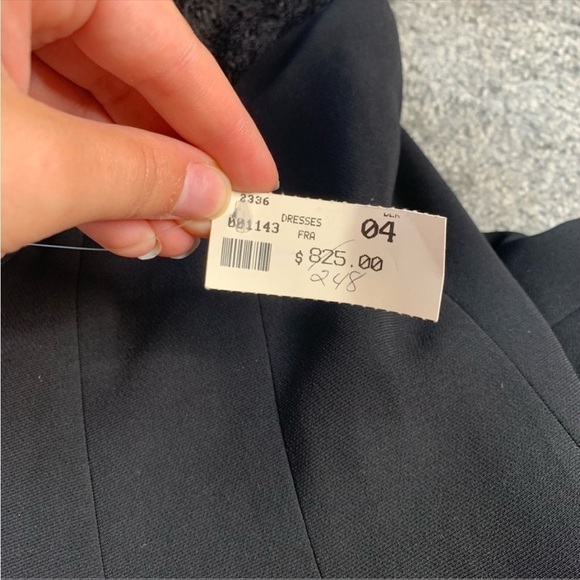 Frascara lace short sleeve flounce dress - Picture 6 of 8